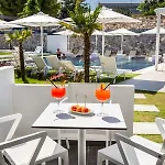 Epicentrum Fresh Bed and Breakfast