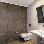 Bed and Breakfast Epicentrum Fresh 4*