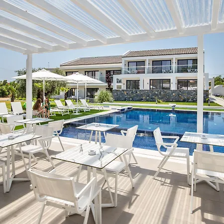 Epicentrum Fresh Bed & Breakfast 4*