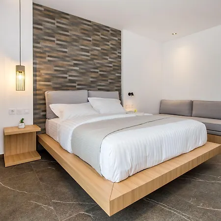 Нощувка със закуска (B & B) Epicentrum Fresh Лименария