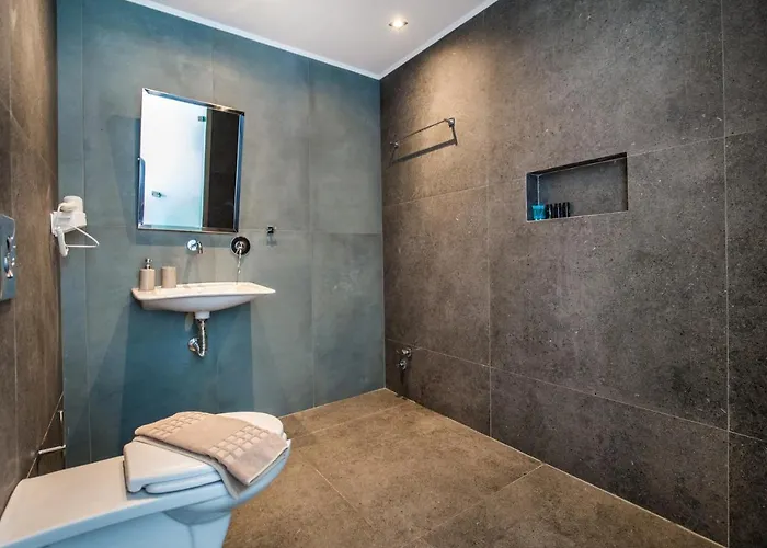 Epicentrum Fresh Oda ve Kahvaltı 4*