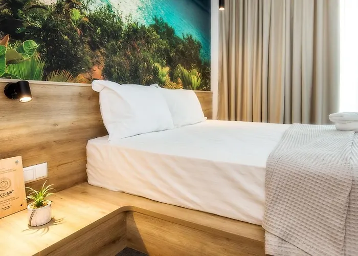 Epicentrum Fresh Oda ve Kahvaltı 4*